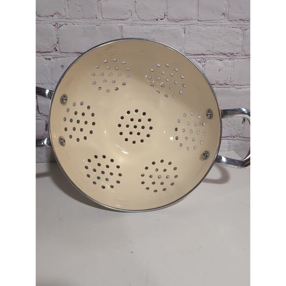 Vintage Chantal Colander Cookware 2.5 Qt Beige Yellow RARE Excellent - Picture 6 of 11
